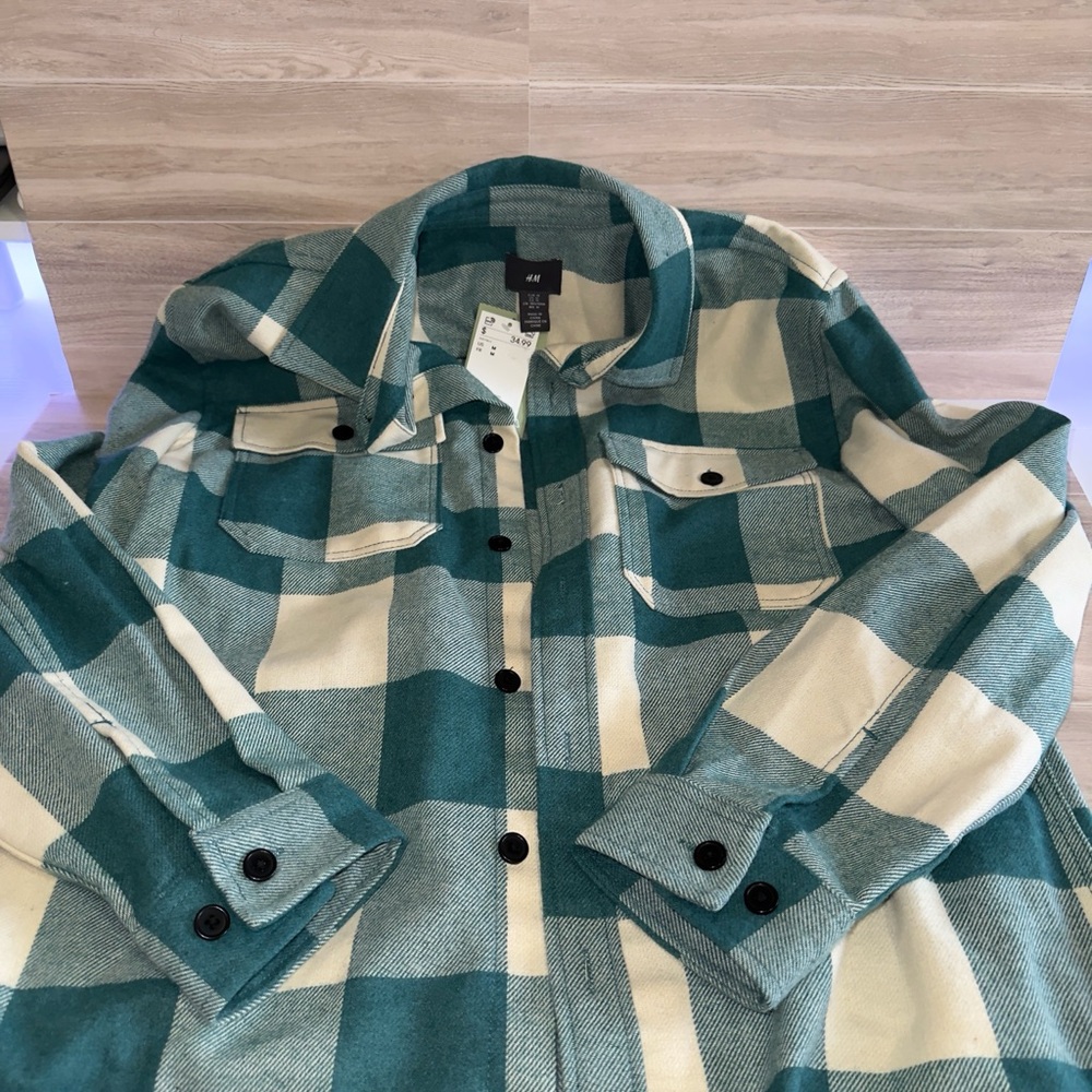 NWT H&M Men’s Teal and Cream Plaid Shirt